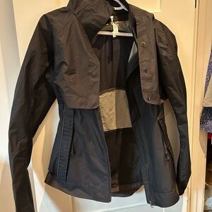 Lululemon Rain Jacket that can be removed for vest ware only